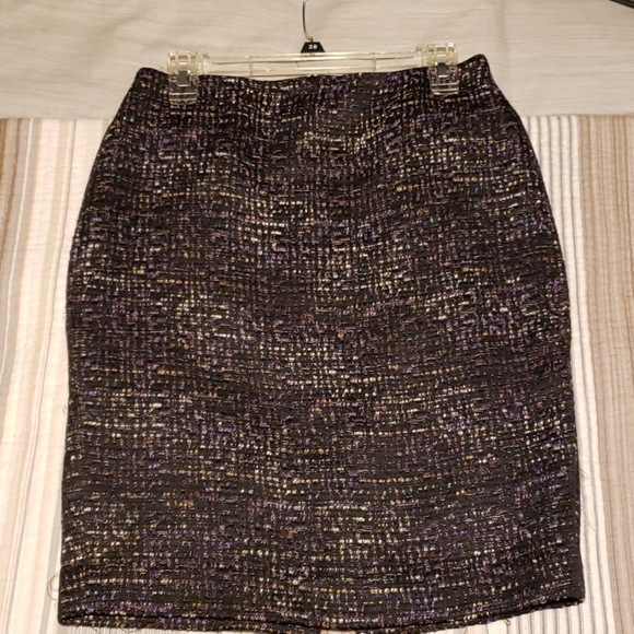 Skirt - Picture 3 of 5